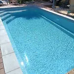 Apartment Independant Avec Jardin Et Acces Piscine Nîmes