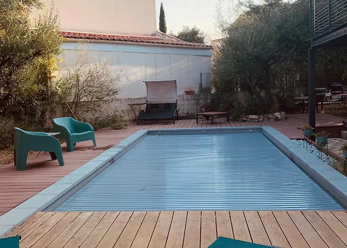 Appartement Independant Avec Jardin Et Acces Piscine Nîmes